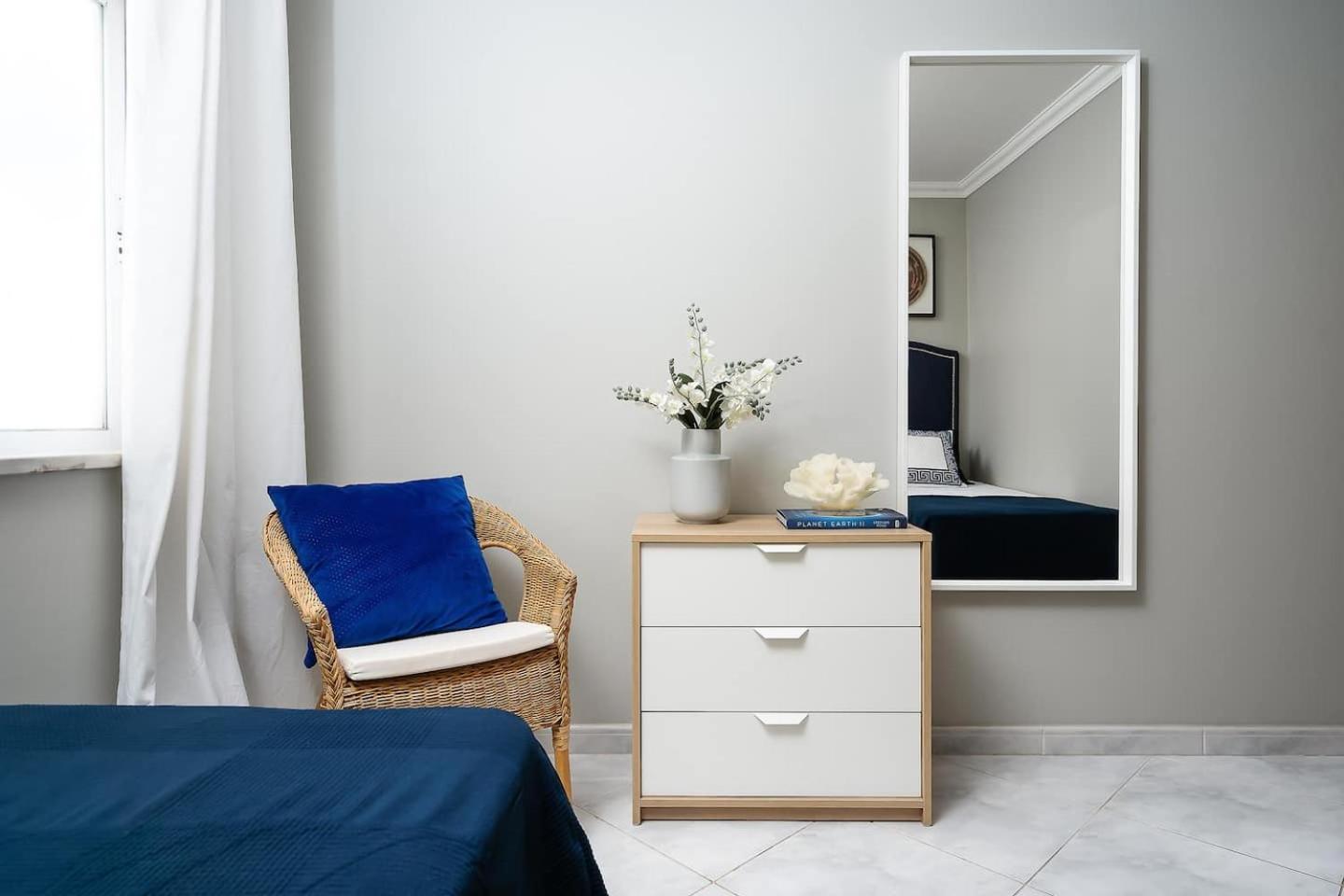 Spacious&Bright2Bedroom Apt Near Beaches,Sleeps 6 Portimão Extérieur photo